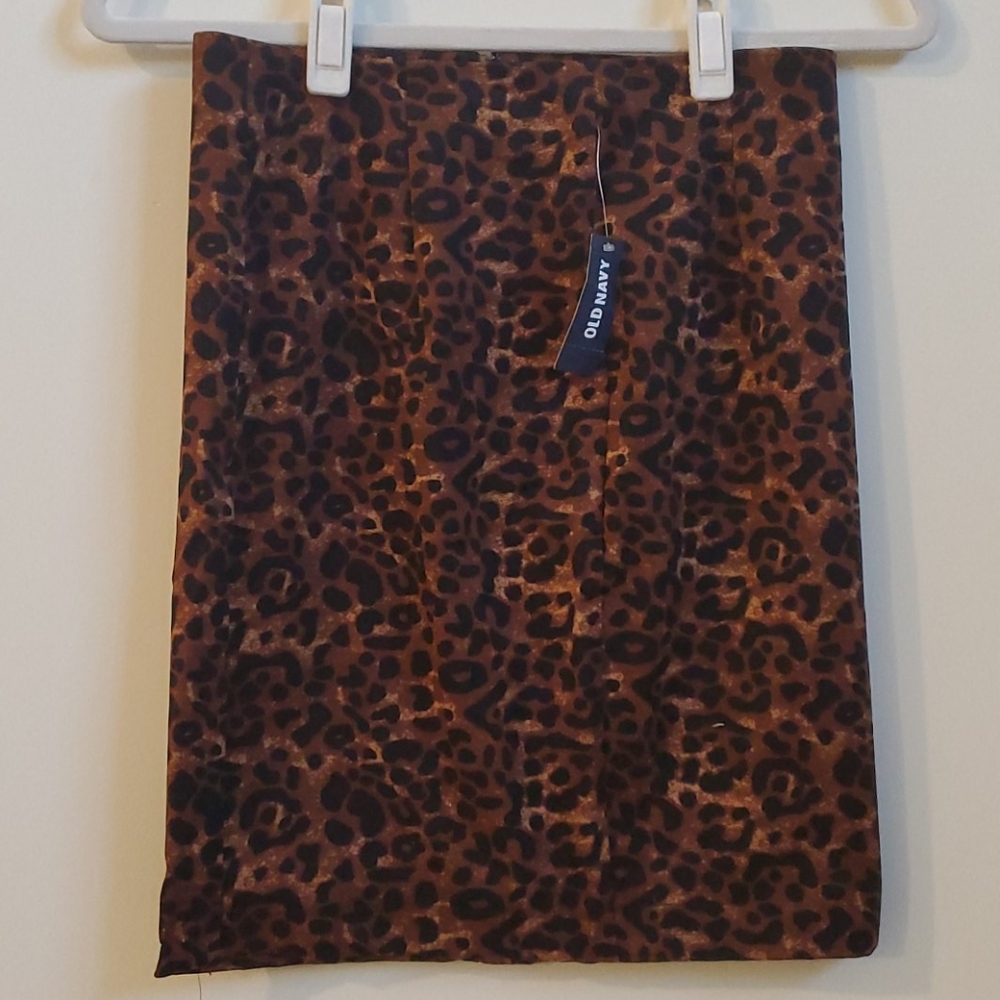 Leopard print pencil skirt